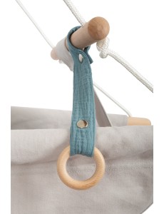 Balançoire en bois pour bébé – confort et sécurité