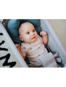 Balançoire en bois pour bébé – confort et sécurité